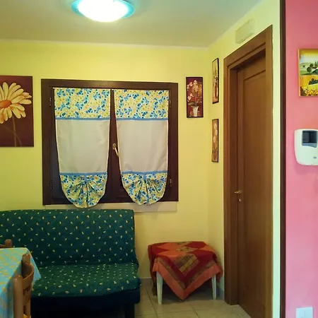 Casa Vacanze Tanieli Marittima