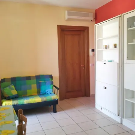 Casa Vacanze Tanieli Holiday home