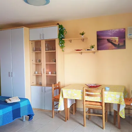 Casa Vacanze Tanieli Marittima