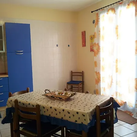 Casa Vacanze Tanieli Holiday home Marittima