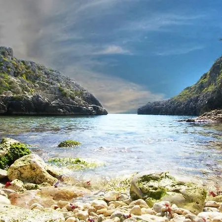 Casa Vacanze Tanieli Holiday home *